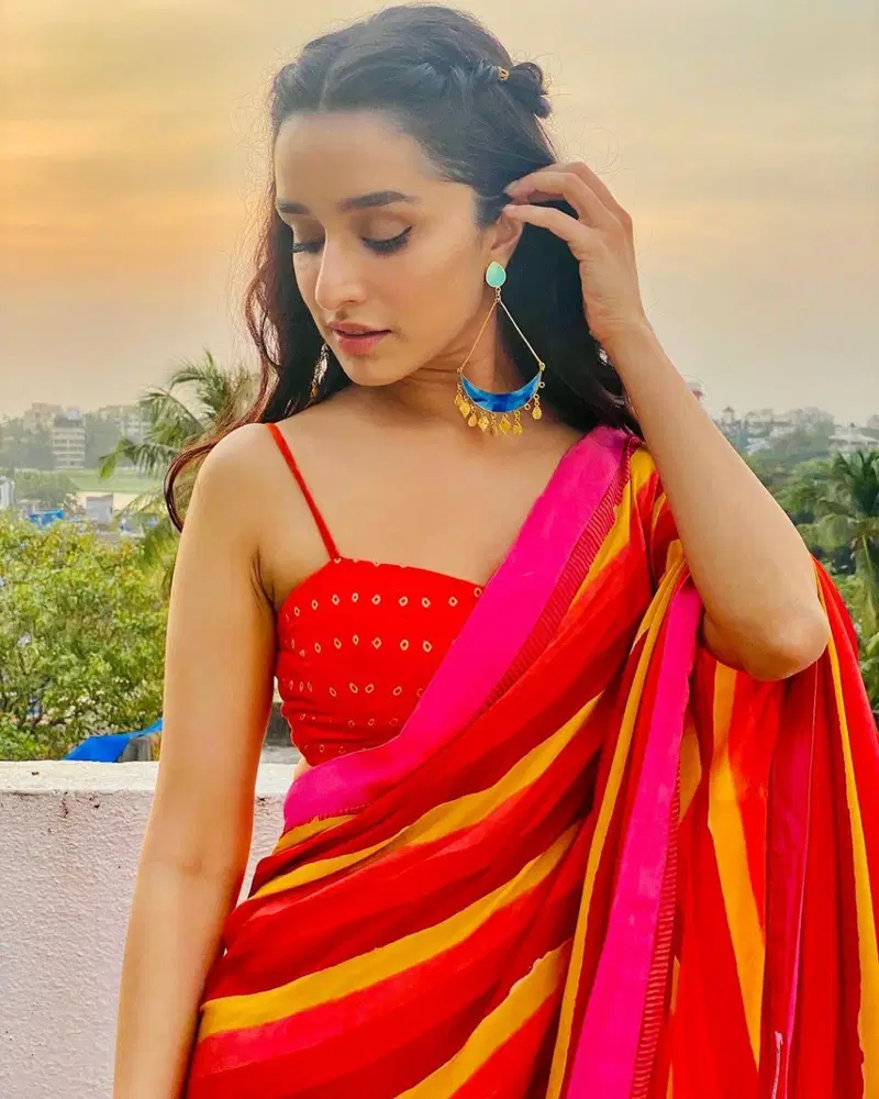 Ynf Shraddha Kapoor Fancy Wear Georgette Wear Saree Collection
